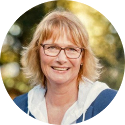 Heike Lindesay-Bethune